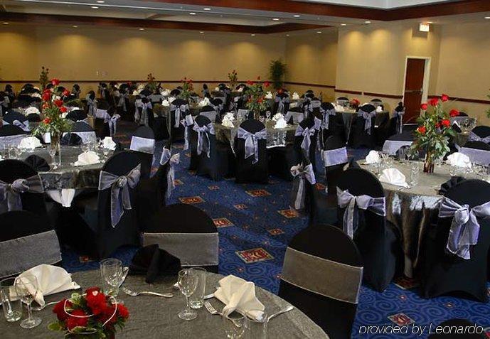 Courtyard By Marriott West/meridian Hotel